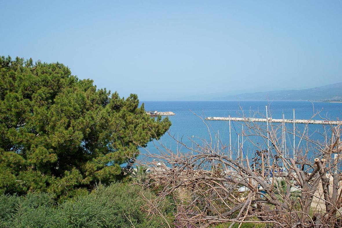 Karnagio Rooms Kyparissia Luaran gambar