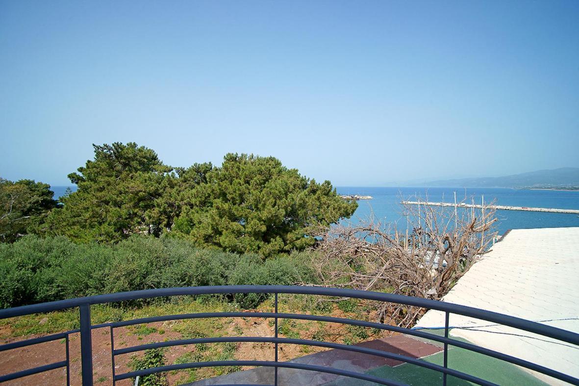 Karnagio Rooms Kyparissia Luaran gambar